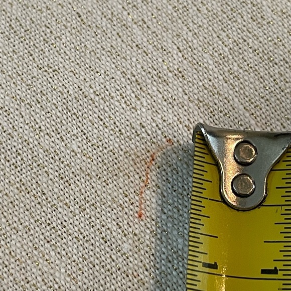 Better Homes & Gardens Christmas 70” Round Floral Tablecloth - Picture 2 of 8